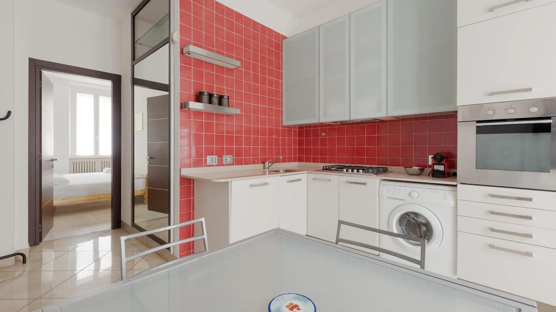 M4 Argonne Balcony Apartment Milánó